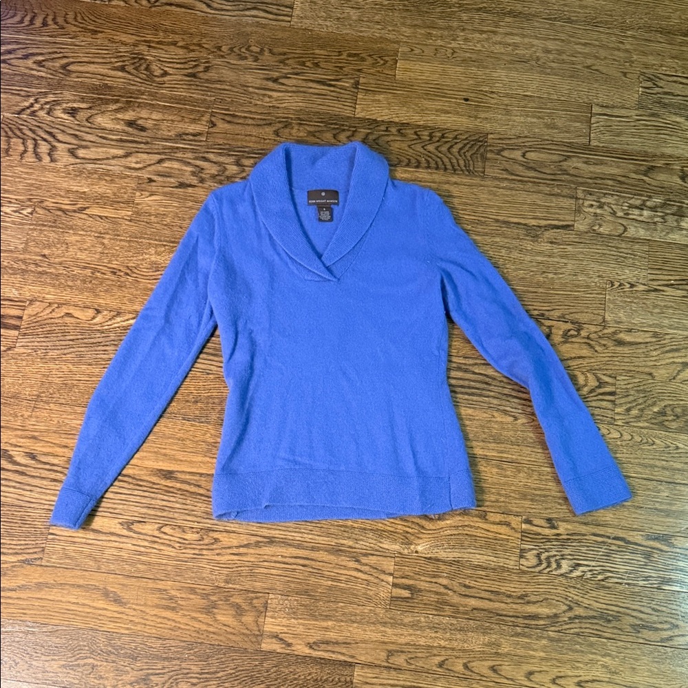Fenn Wright Manson 40% Angora Wool BLend Periwinkle Sweater Size Small EUC